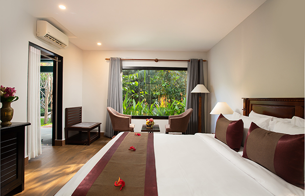 Luxury Family Villa Connecting Room with garden View